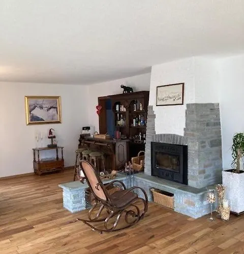 Duplex Edelweiss 公寓 *