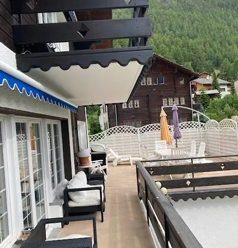 Duplex Edelweiss 公寓 *